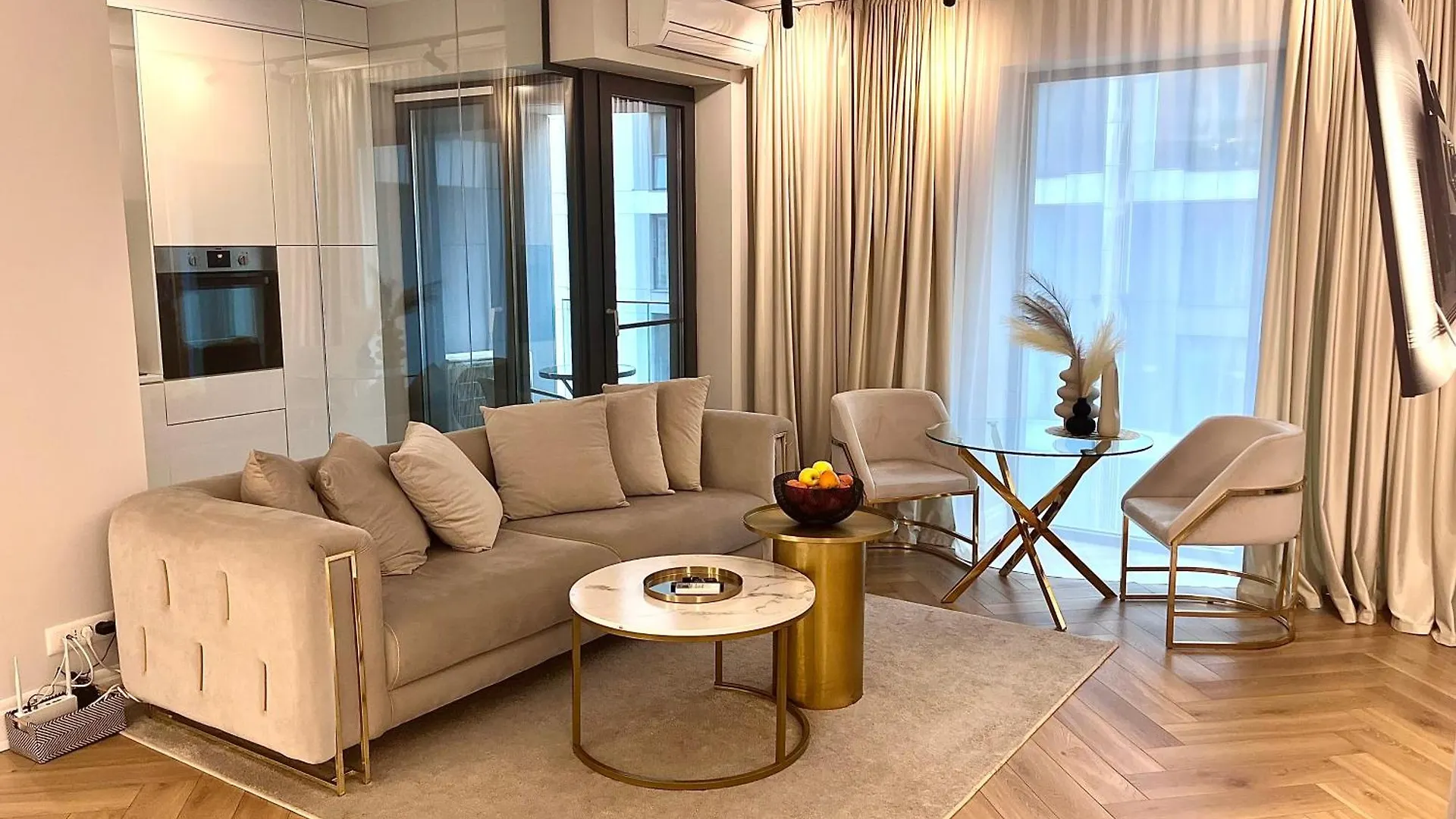 Flh - Golden Elegance With Balcony & Garage contacts